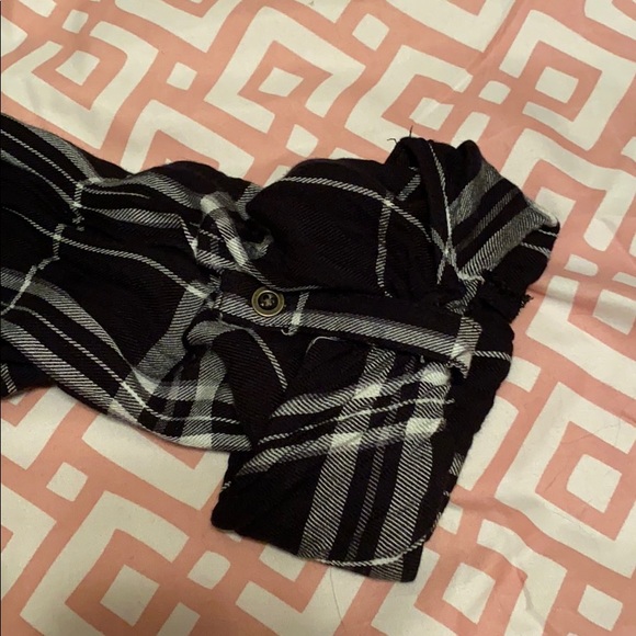 Faded Glory non tuck blouse - Picture 2 of 6